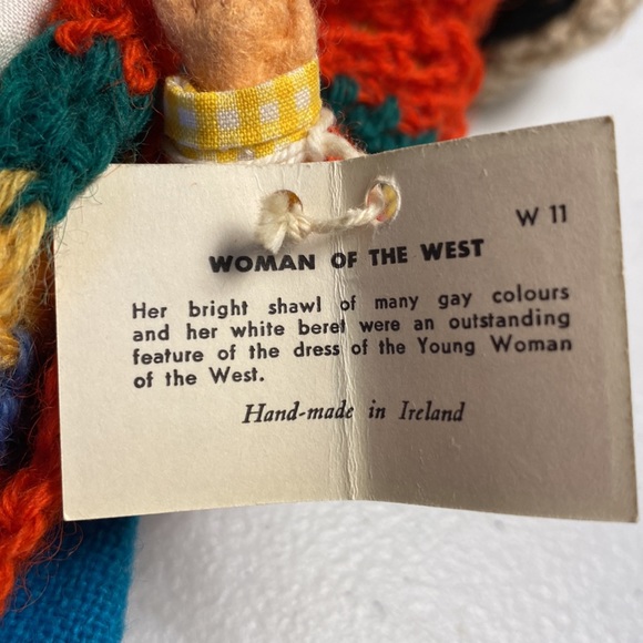 Jays Handmade in Ireland Traditional Dolls “ Woman of the West” - Picture 3 of 11